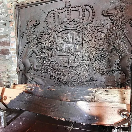 Nyaraló Chateau De Rienne Met Sauna & Hottub & Pooltafel