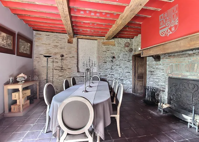 Chateau De Rienne Met Sauna & Hottub & Pooltafel Gedinne